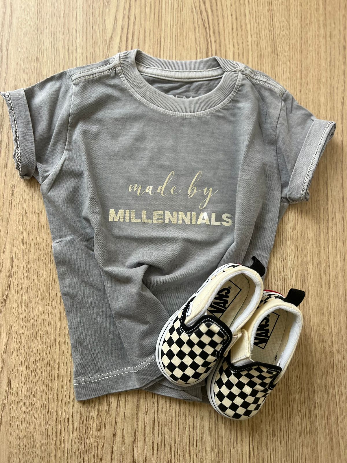 T-shirt Kids made by millennials